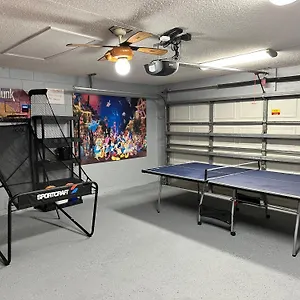 Beautiful Waterfront With Heated Pool And Game Davenport